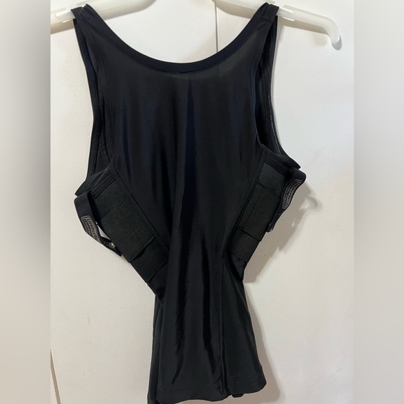 Undertech undercover tank - Picture 3 of 3